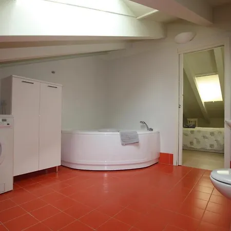 New Moon Appartement Tremezzo